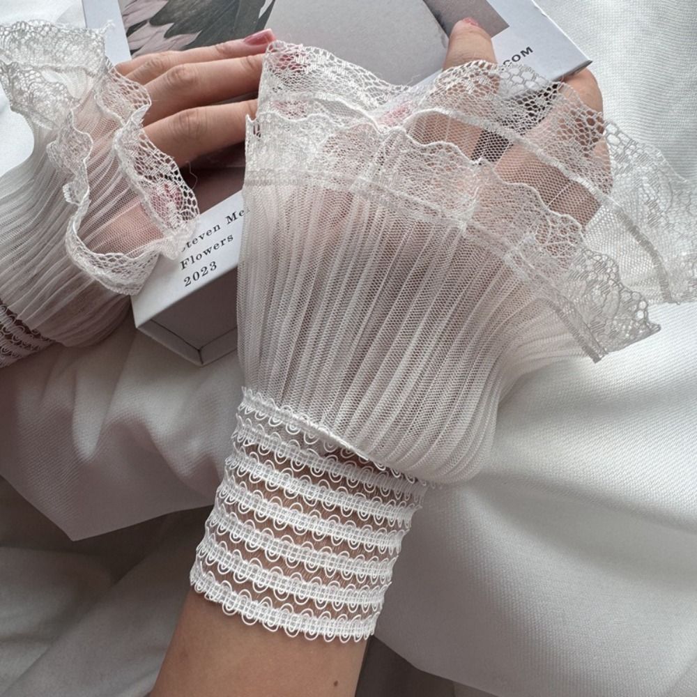 Women'S Fashion Knitwear - Multilayer Ruffle Lace False Sleeves Wrist
