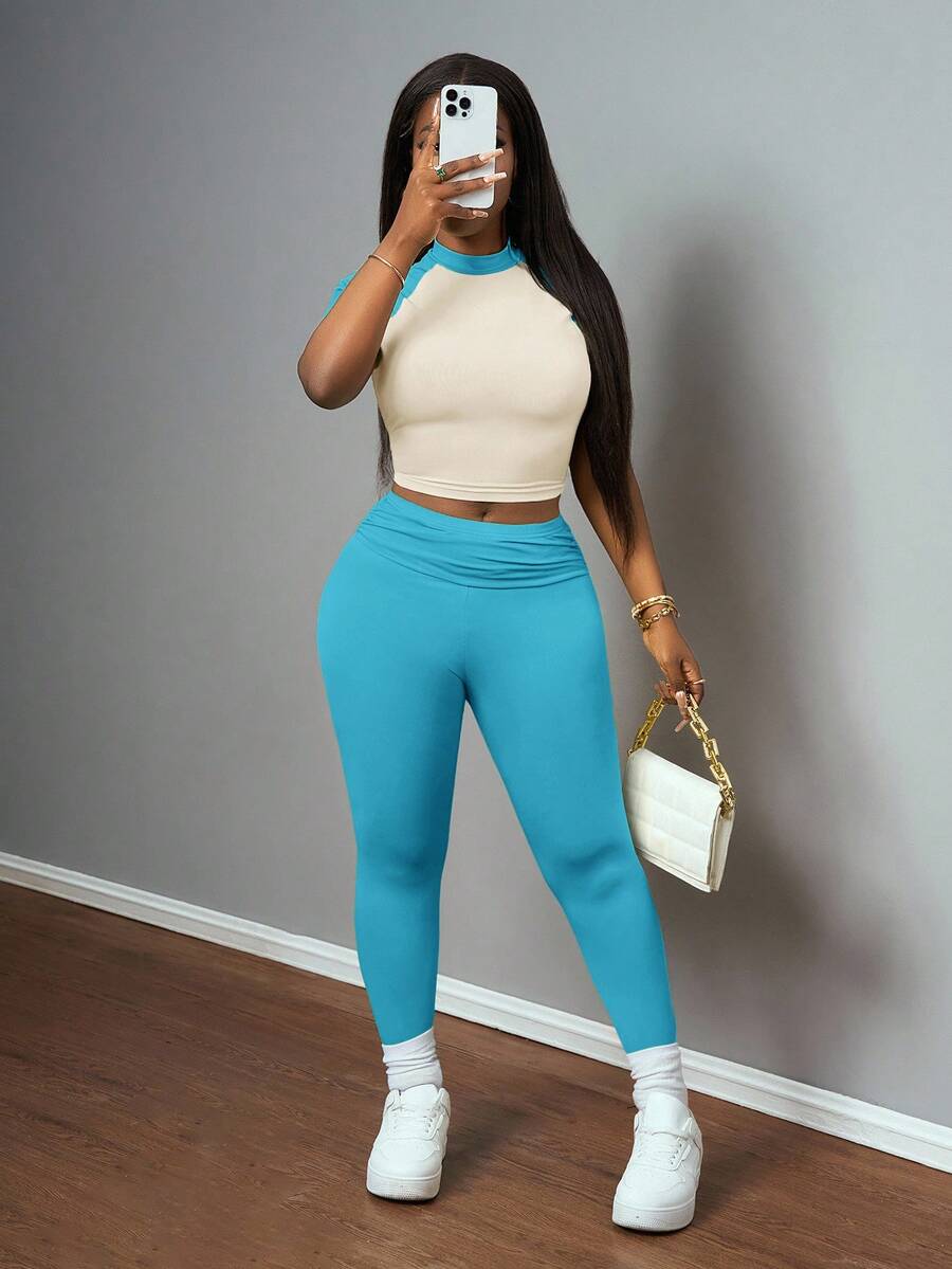 Beige Ruched Crop Top And High – High Waist Leggings recenzja i cena