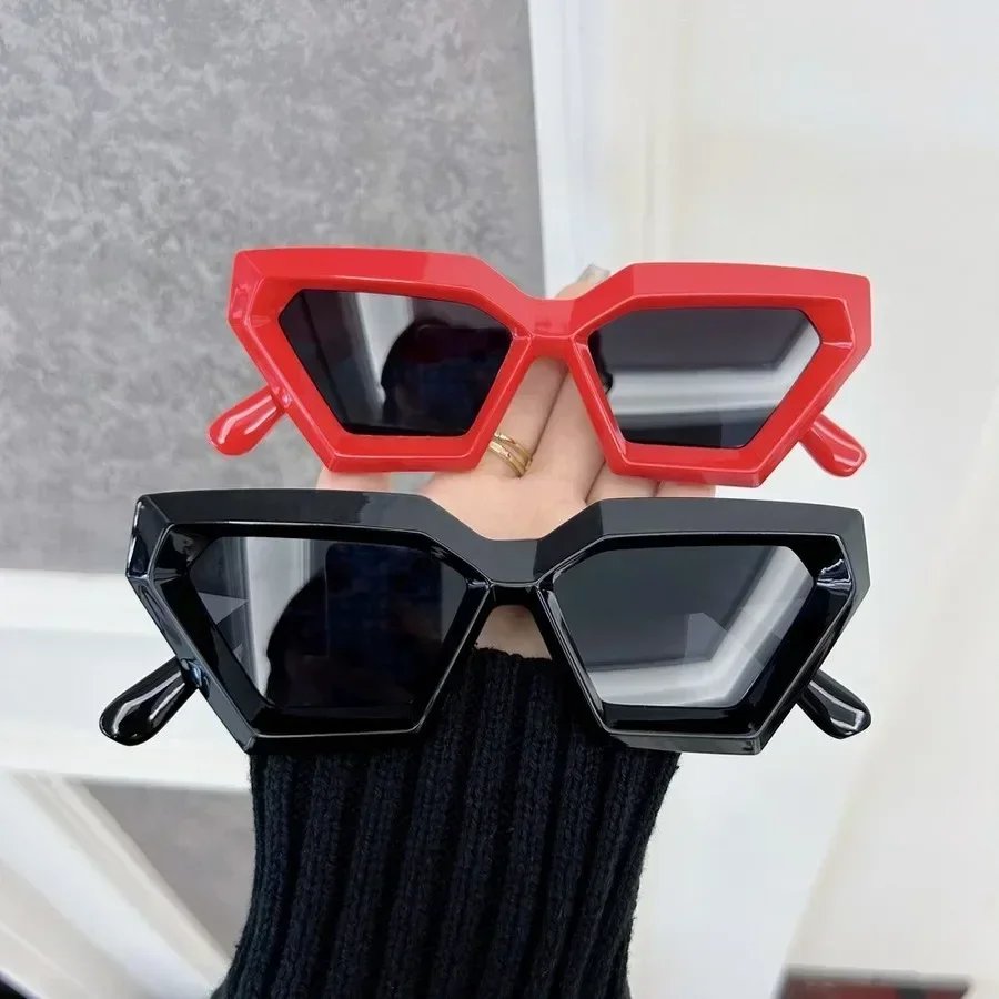 Black Square Sunglasses Women  – Women'S Fashion Eyewear recenzja i cena